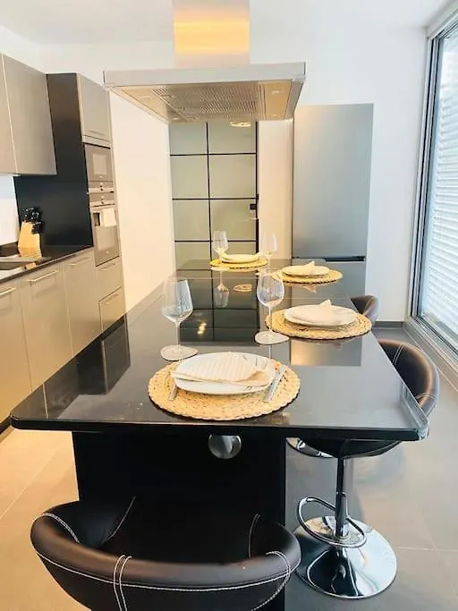 Brand New 2 Bedrooms Penthouse In Center, Terrace And Parking 152 Hesperange 0*,